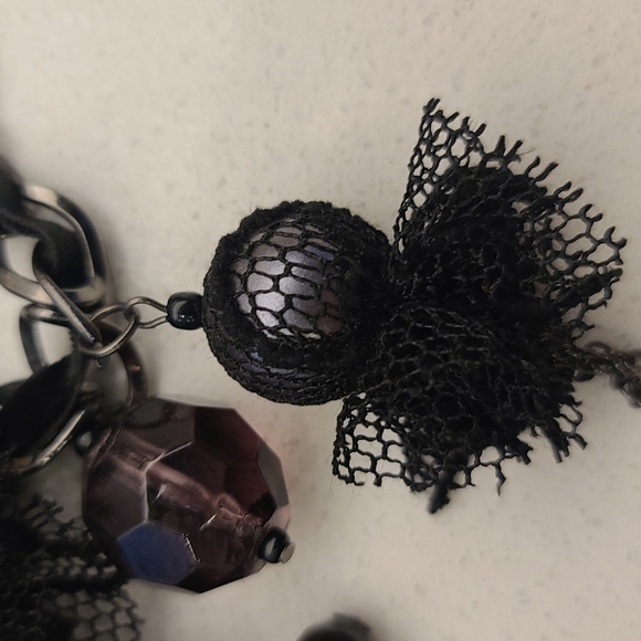 DESIGNER black chain choker - Picture 4 of 8